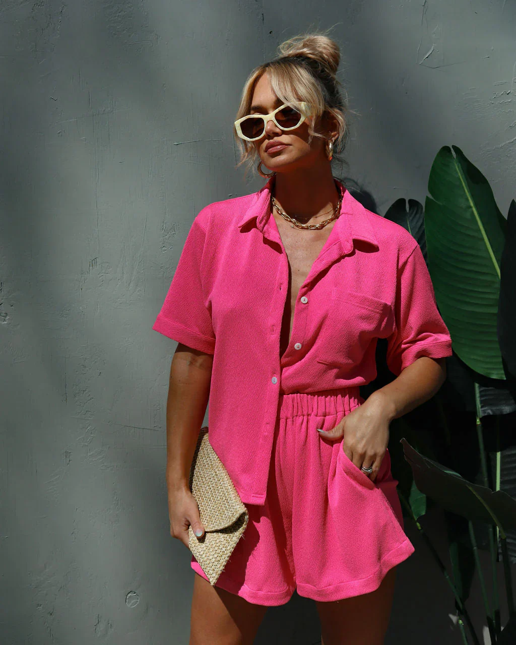 Malibu Textured Pocketed Shorts